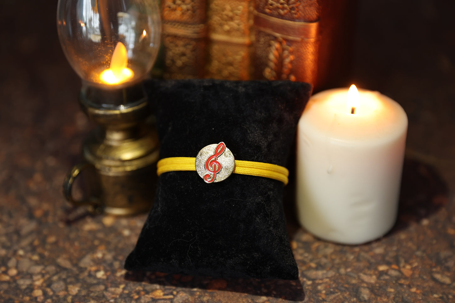 Müzik Sever Rozetli Duygu Durum Bilekliği | Deen's Items